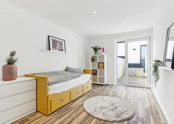 3 Bedroom Lovely In - Sieg *